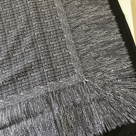 NEW- Satin Scarf Imitation Silk Black & White and Scarf Clip Silver - Picture 5 of 8